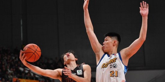 CBA俱乐部杯：长沙不敌深圳 广厦获三连胜