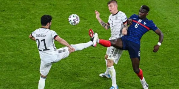 克罗斯回归是幸福or烦恼？德国队中场必将重新洗牌