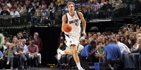 星空体育中国官网-纪录井喷周：老詹纪录终结 KD里程碑 字母放话登顶 哈登得分前十